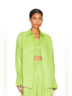 L'ACADEMIE Genova Button Down Top in Green M